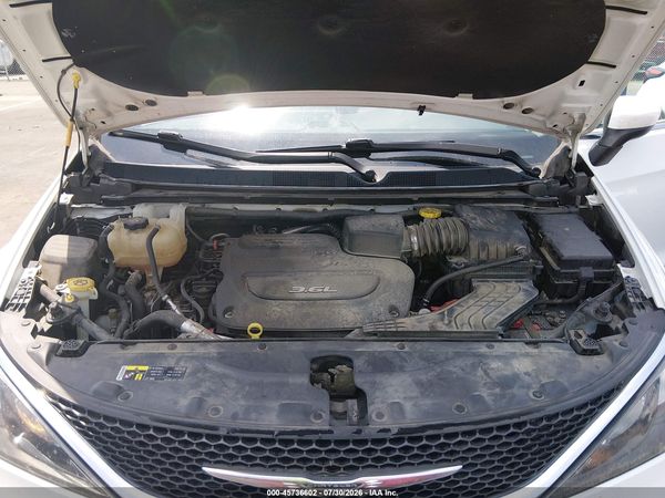 2017 CHRYSLER PACIFICA LX