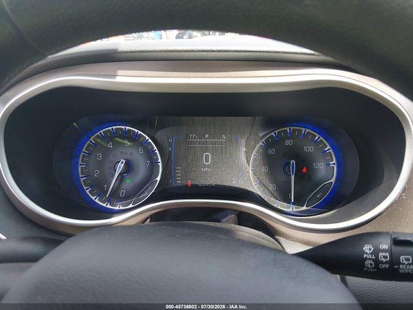 2017 CHRYSLER PACIFICA LX