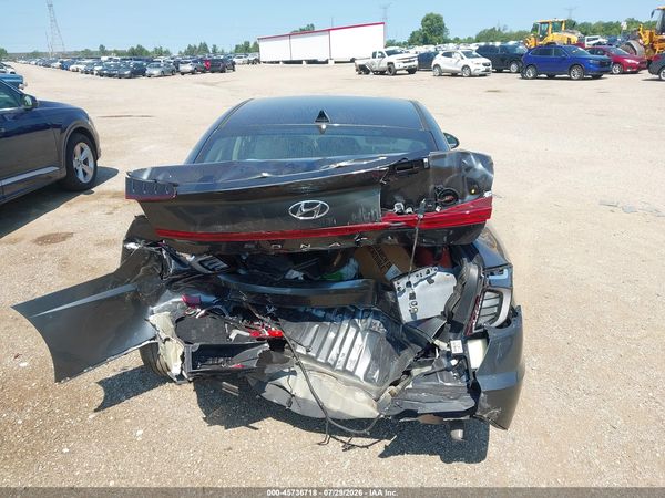 2023 HYUNDAI SONATA SE