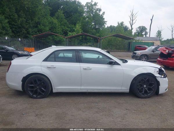 2020 CHRYSLER 300 TOURING