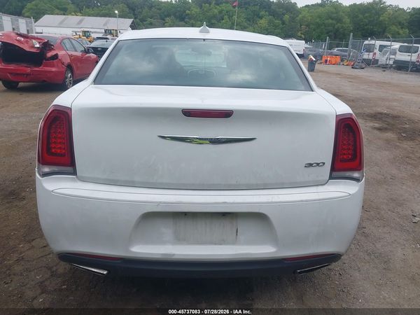 2020 CHRYSLER 300 TOURING