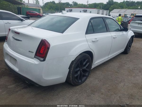 2020 CHRYSLER 300 TOURING