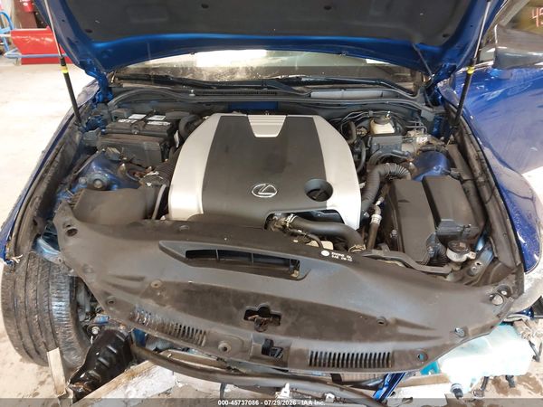 2016 LEXUS IS 300