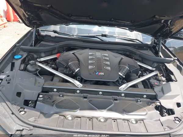 2025 BMW X5 M60I