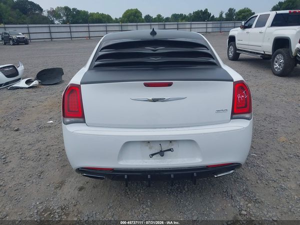 2018 CHRYSLER 300 TOURING