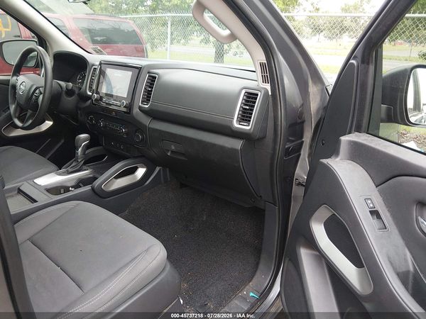 2022 NISSAN FRONTIER SV 4X4 — I5