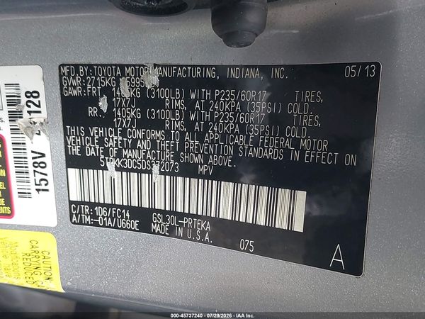 2013 TOYOTA SIENNA LE V6 8 PASSENGER
