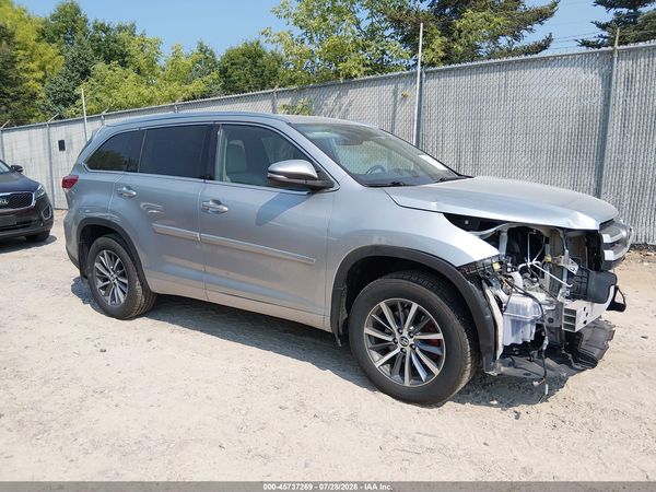 2018 TOYOTA HIGHLANDER XLE