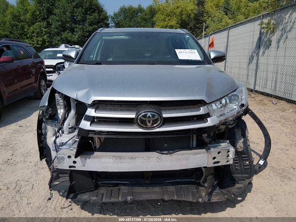 2018 TOYOTA HIGHLANDER XLE