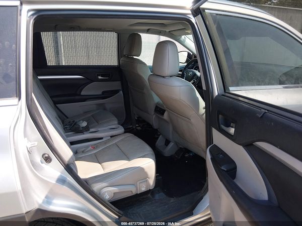 2018 TOYOTA HIGHLANDER XLE