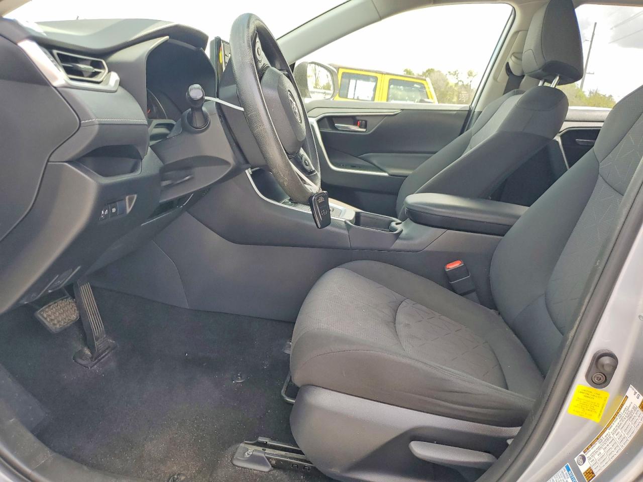 2019 TOYOTA RAV4 XLE / XLE Premium 4WD