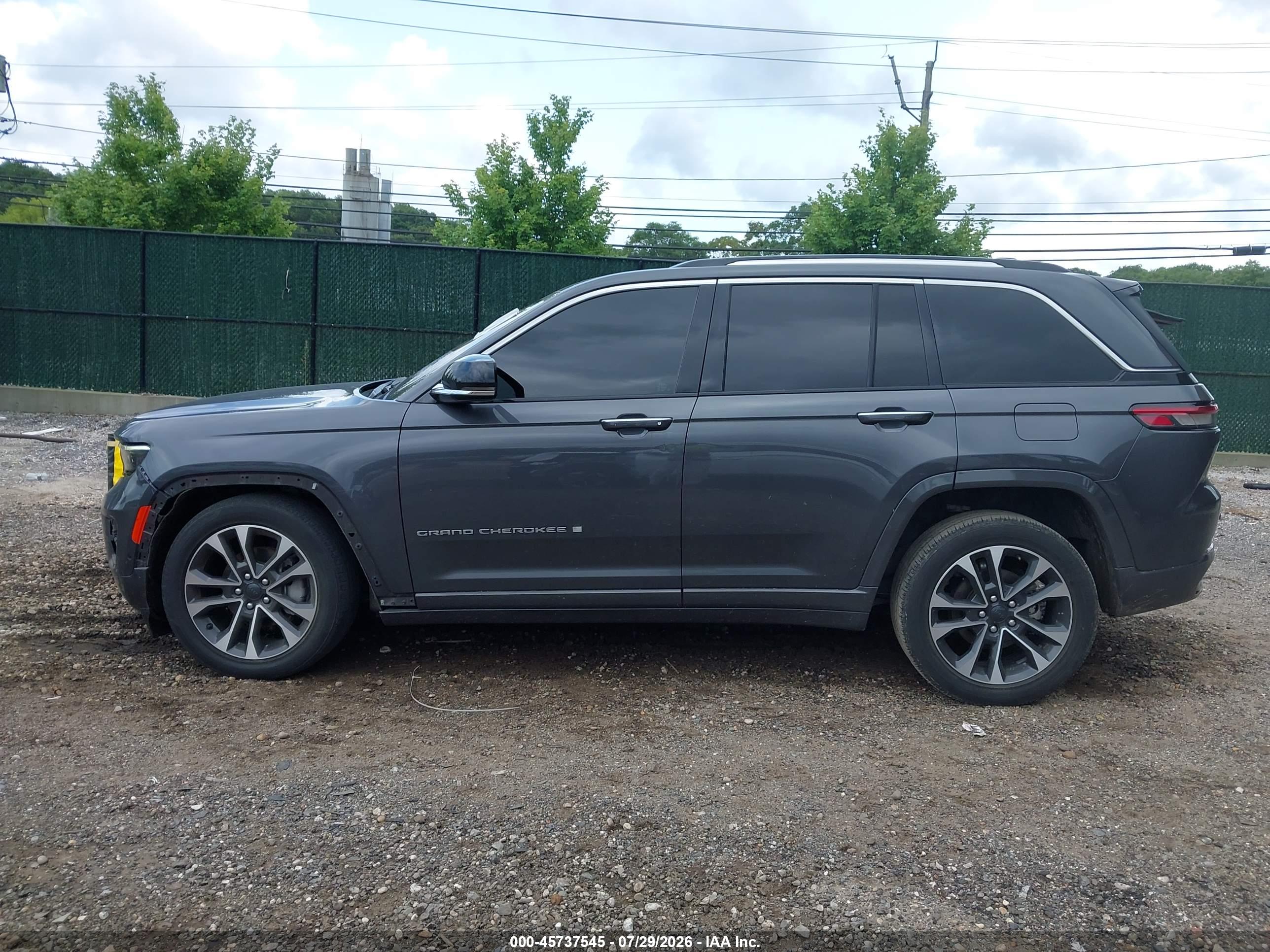 2022 JEEP GRAND CHEROKEE OVERLAND 4X4