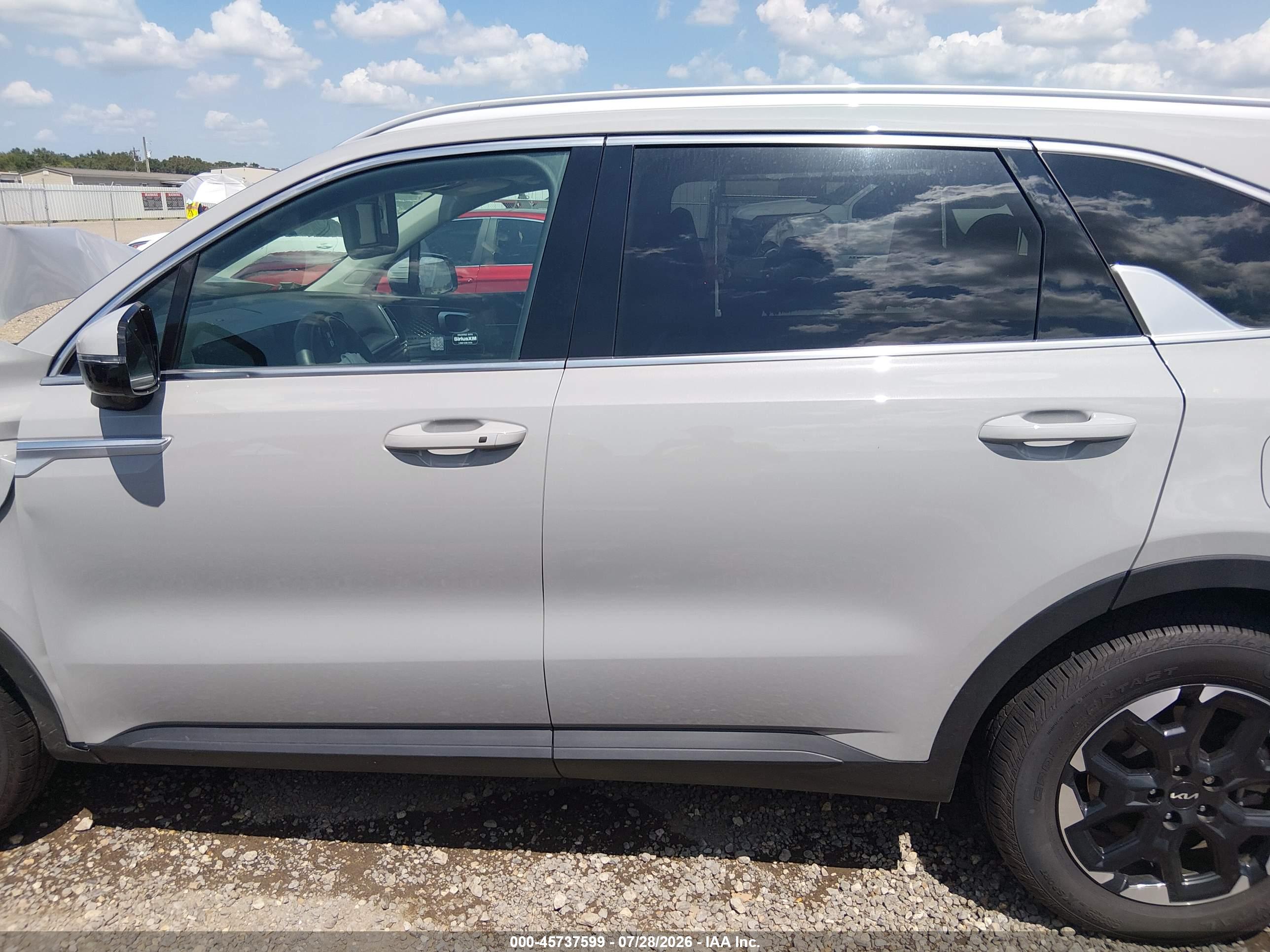 2026 KIA SORENTO S
