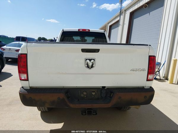 2017 RAM 2500 TRADESMAN  4X4 8' BOX