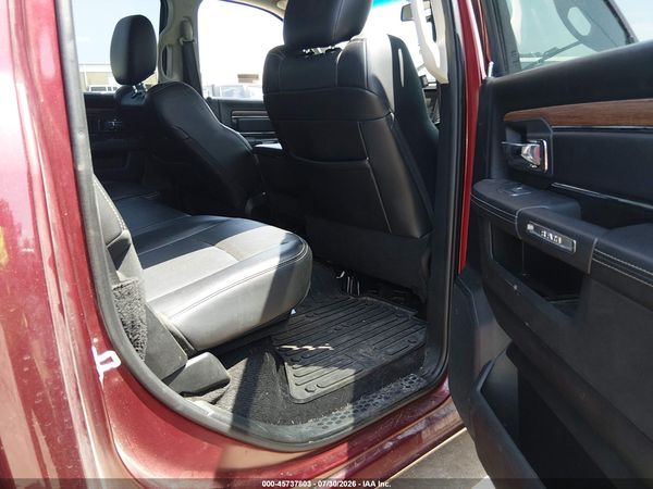 2017 RAM 1500 LARAMIE  4X4 5'7 BOX