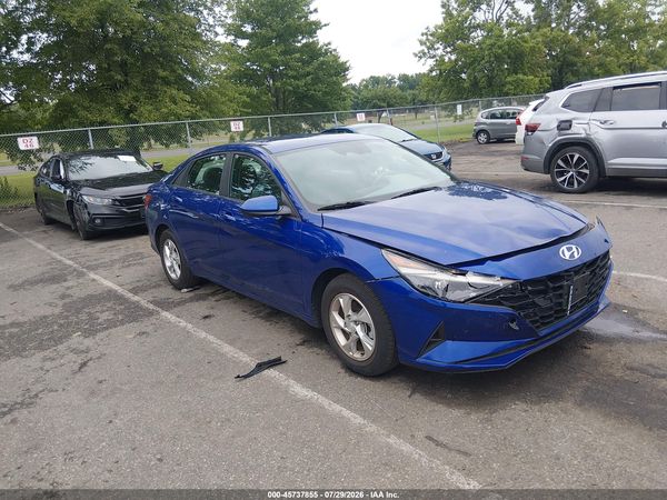 2022 HYUNDAI ELANTRA SE