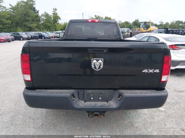 2017 RAM 1500 TRADESMAN  4X4 8' BOX