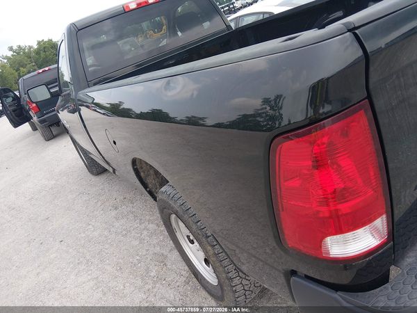 2017 RAM 1500 TRADESMAN  4X4 8' BOX