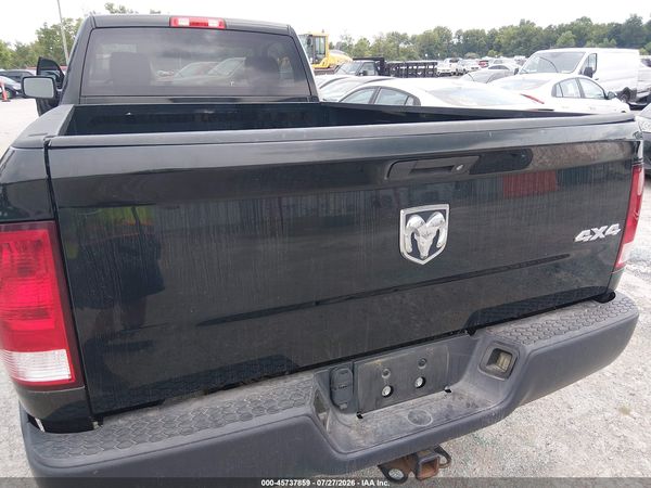 2017 RAM 1500 TRADESMAN  4X4 8' BOX