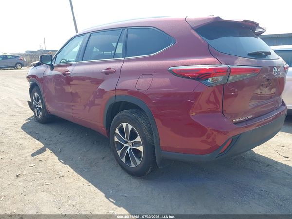2021 TOYOTA HIGHLANDER XLE