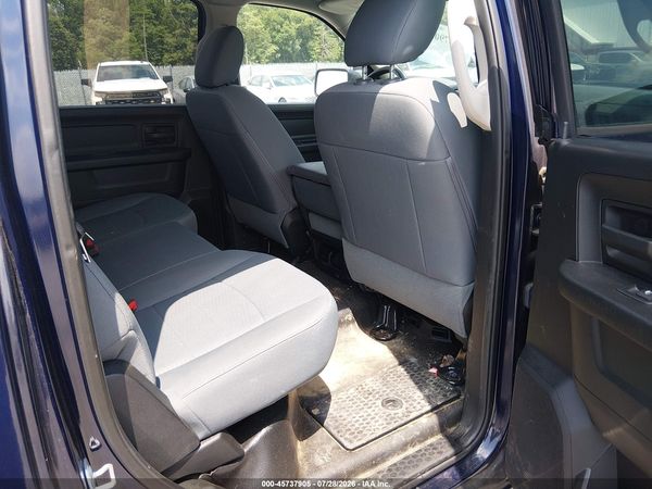 2017 RAM 1500 TRADESMAN  4X2 5'7 BOX