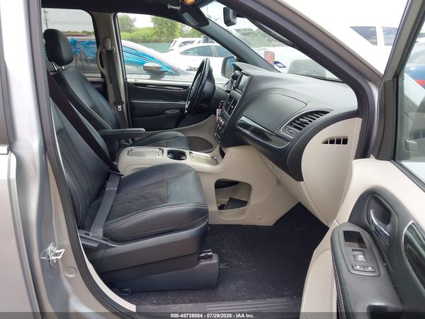 2020 DODGE GRAND CARAVAN SXT — I5
