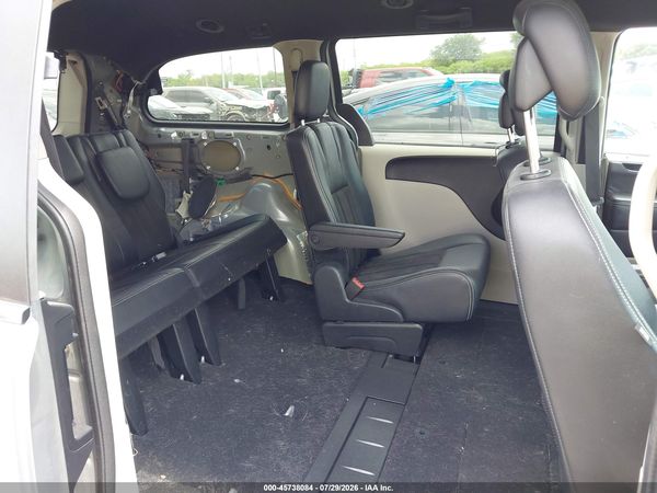 2020 DODGE GRAND CARAVAN SXT — I8