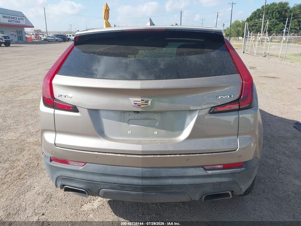 2023 CADILLAC XT4 FWD LUXURY