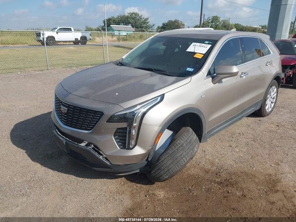 2023 CADILLAC XT4 FWD LUXURY