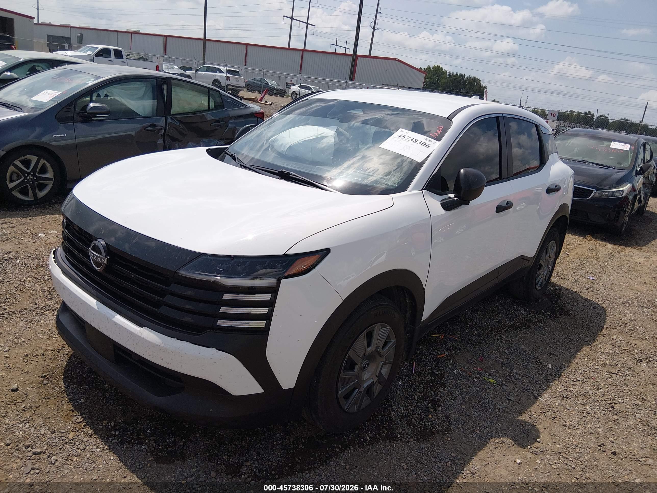 2025 NISSAN KICKS S FWD — I2