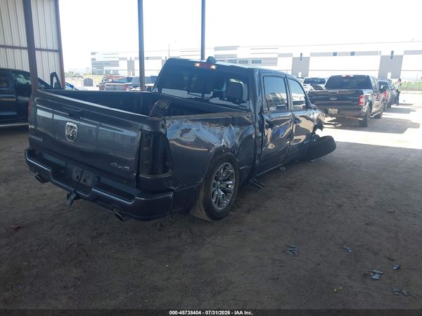 2024 RAM 1500 LARAMIE  4X4 5'7 BOX