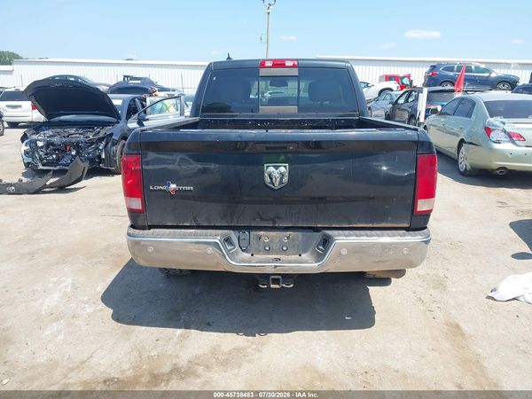 2016 RAM 1500 SLT