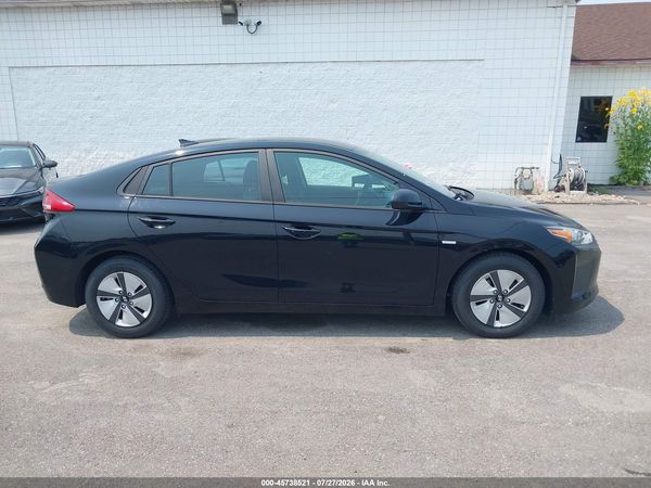 2018 HYUNDAI IONIQ HYBRID BLUE