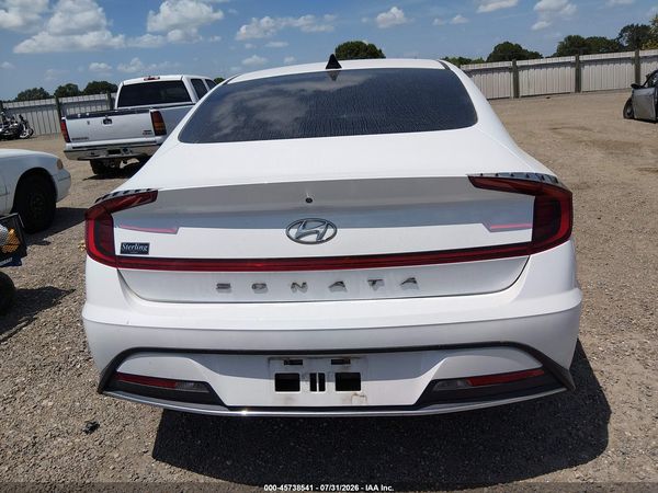 2022 HYUNDAI SONATA SE