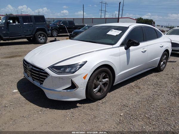 2022 HYUNDAI SONATA SE