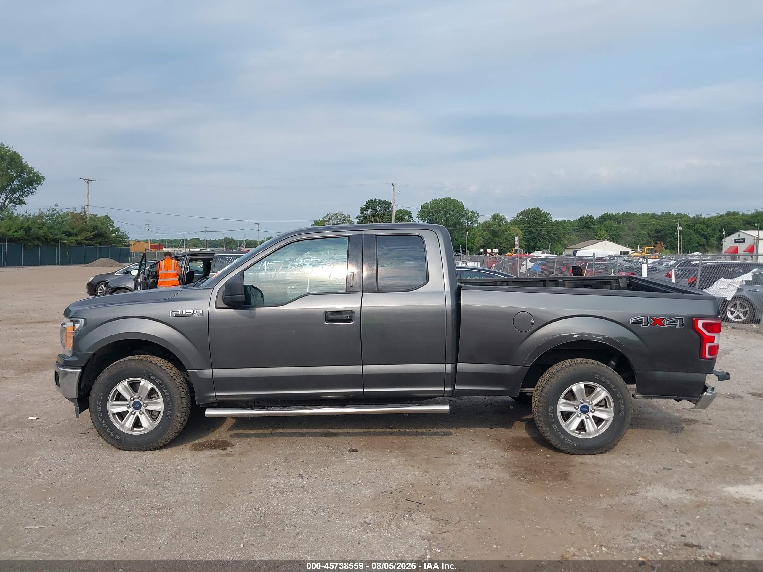 2019 FORD F-150 XLT