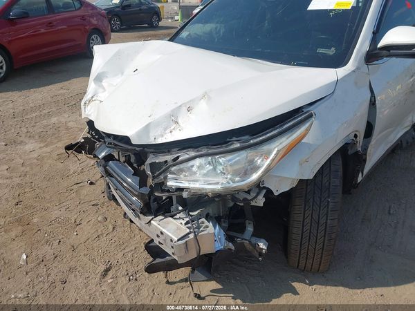 2019 TOYOTA HIGHLANDER XLE
