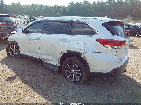 2019 TOYOTA HIGHLANDER XLE