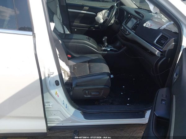 2019 TOYOTA HIGHLANDER XLE