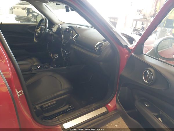 2017 MINI CLUBMAN COOPER