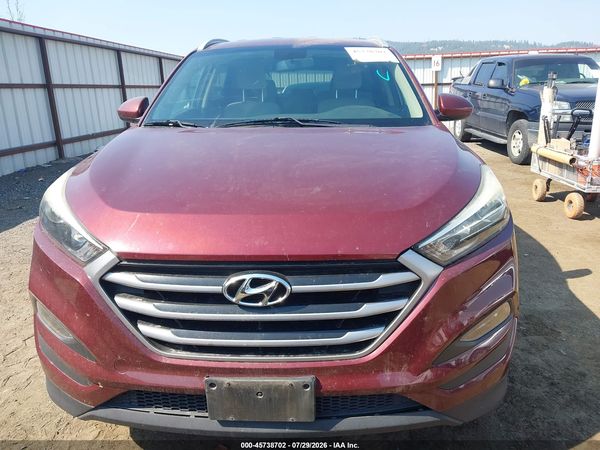 2017 HYUNDAI TUCSON SE
