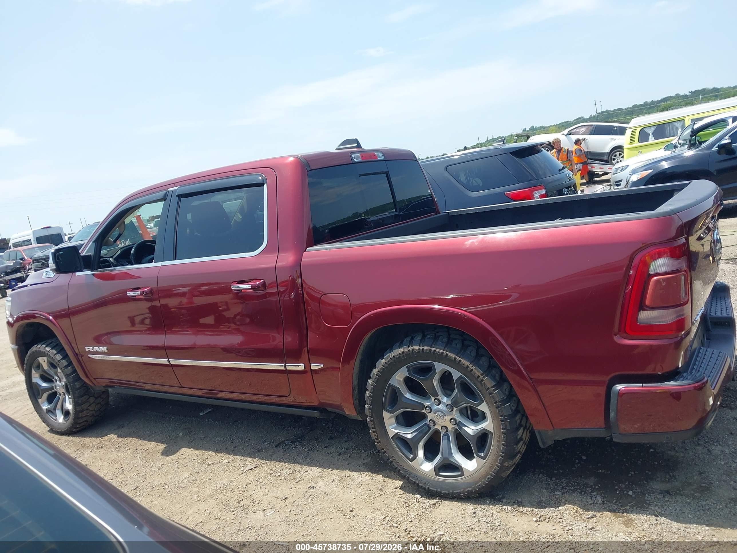 2019 RAM 1500 LIMITED  4X4 5'7 BOX