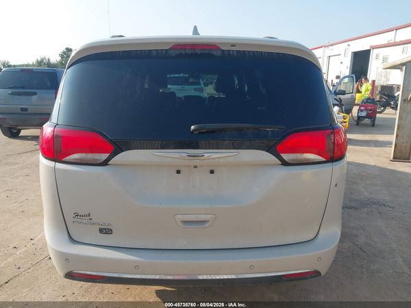 2019 CHRYSLER PACIFICA — I119