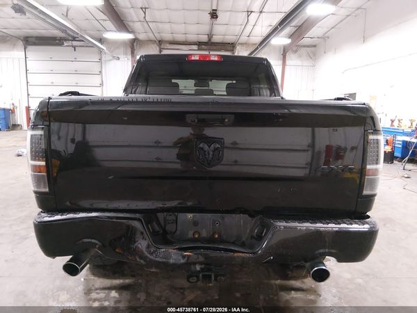 2016 RAM 1500 ST