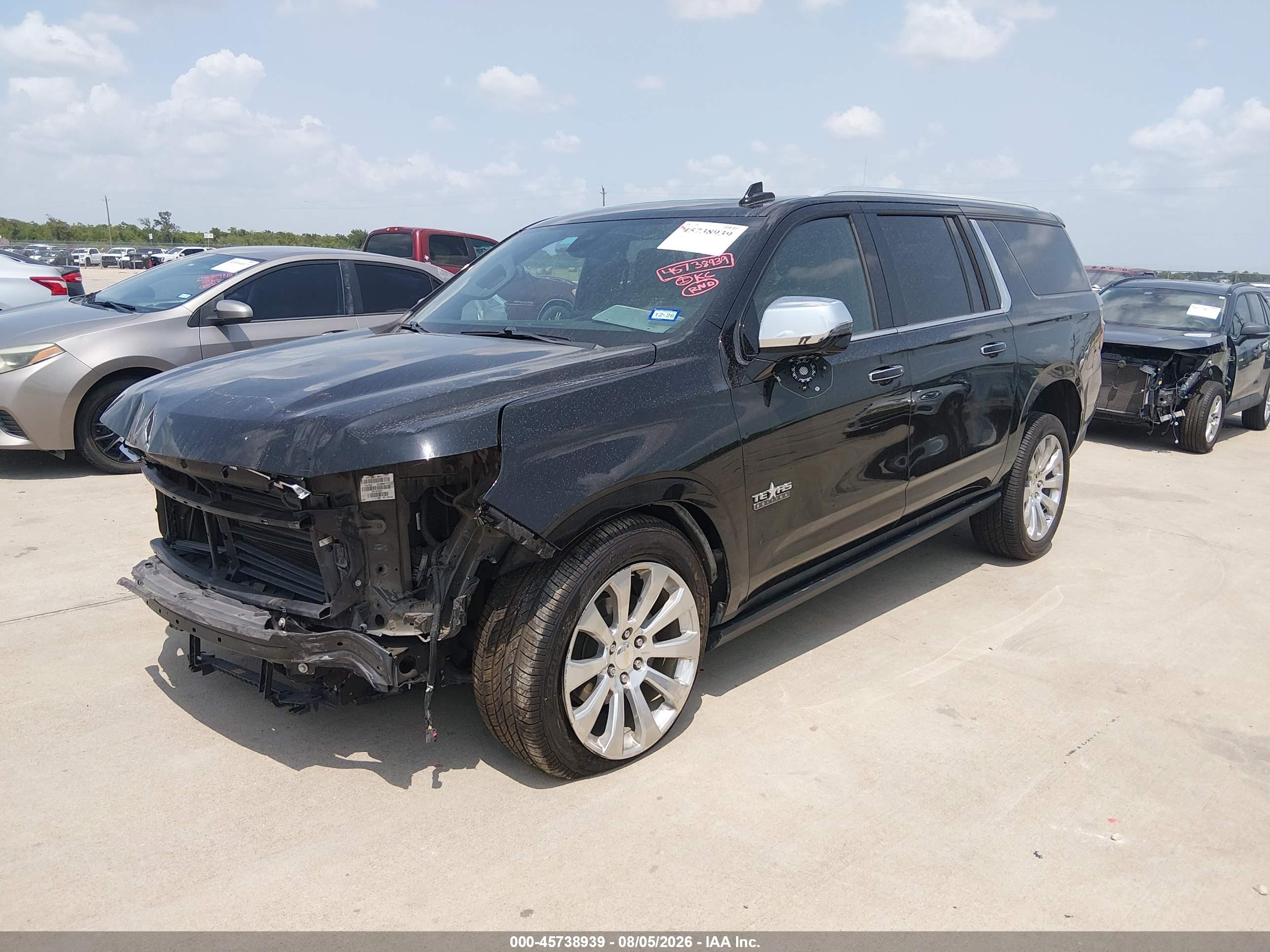 2022 CHEVROLET SUBURBAN 4WD PREMIER — I2