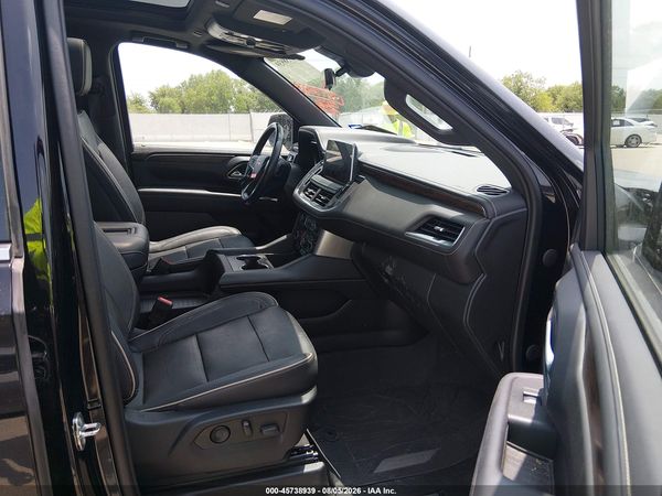 2022 CHEVROLET SUBURBAN 4WD PREMIER — I5