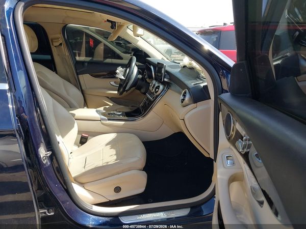 2019 MERCEDES-BENZ GLC 300 4MATIC