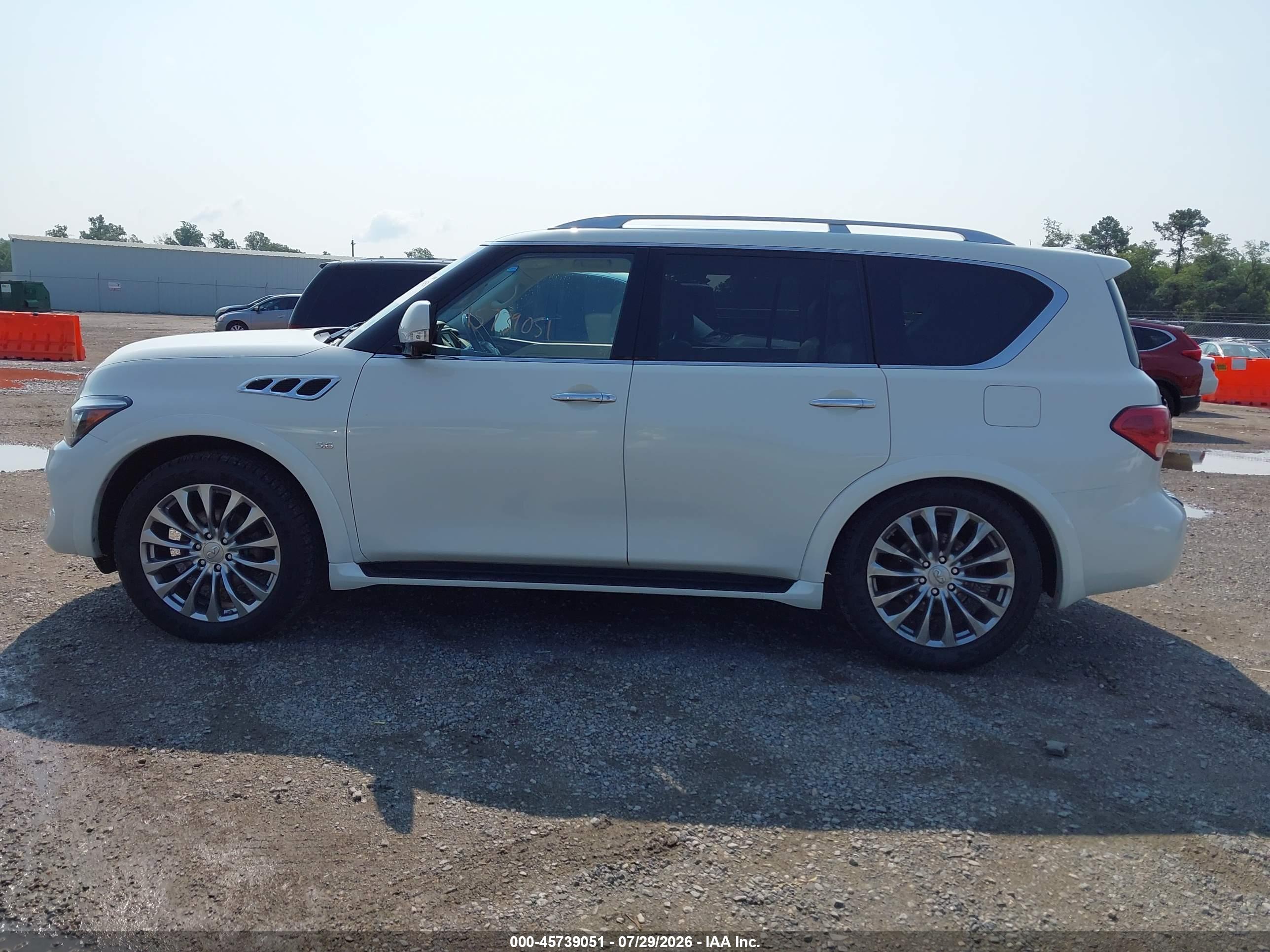 2017 INFINITI QX80