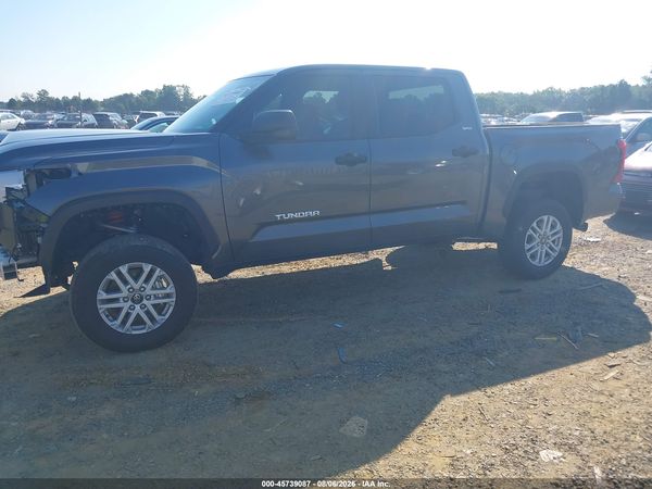 2025 TOYOTA TUNDRA SR5