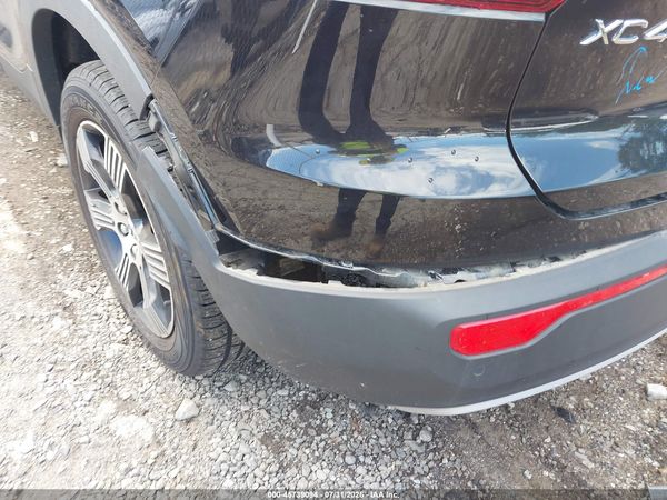 2022 VOLVO XC40 T5 INSCRIPTION